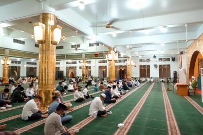 Pemko Tanjungpinang Gelar Peringatan Isra Mi'raj di Masjid Agung Al Hikmah